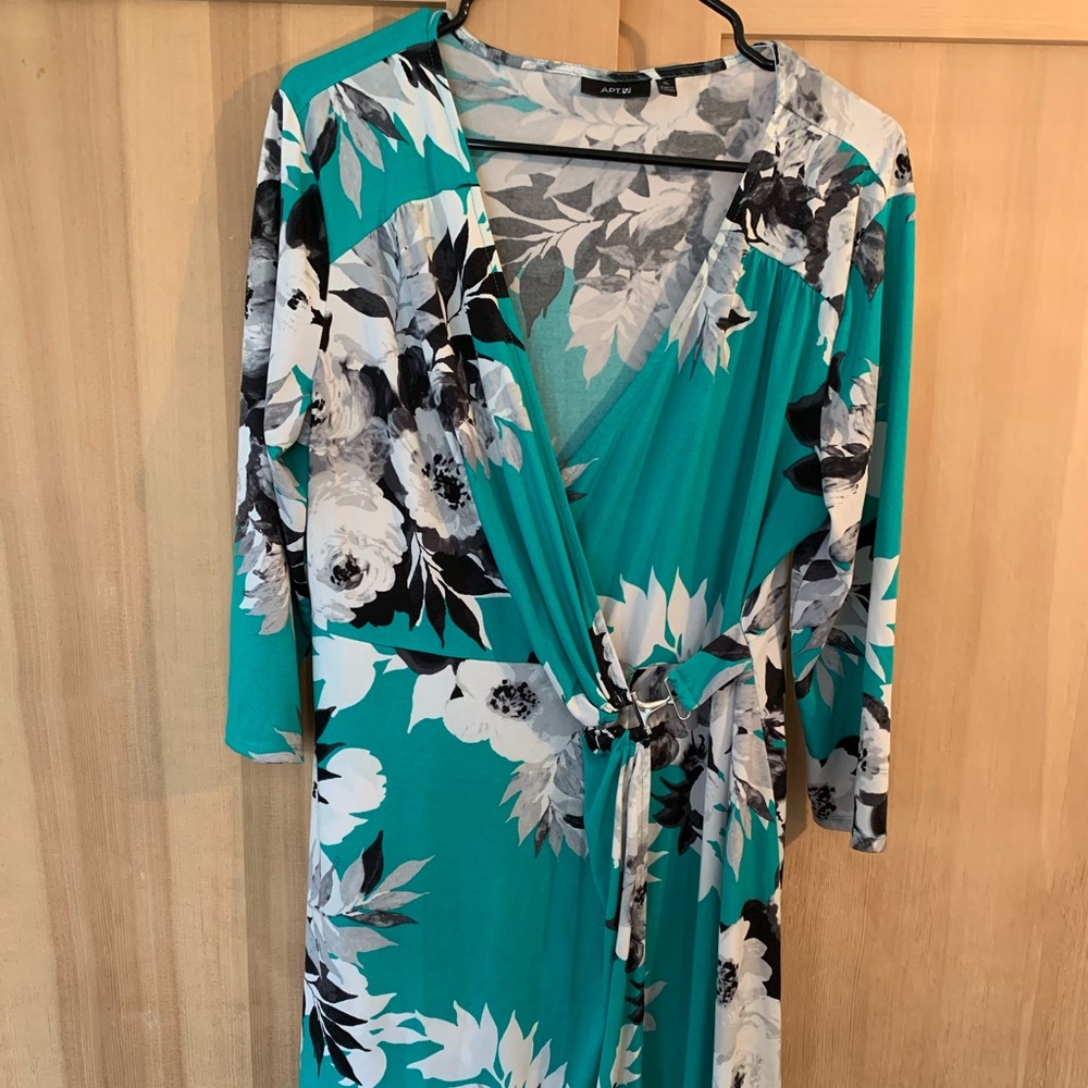 Apt 9 turquoise & floral dress